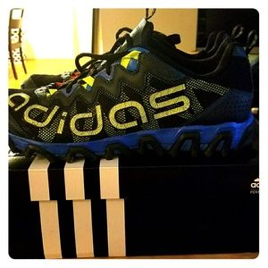 mens Adidas sneakers